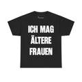 ÄLTERE FRAUEN TEE